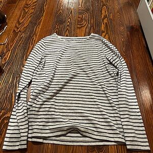 Talbots Long Sleeved Grey and Black with sparkles Top (Womens M, Like New)